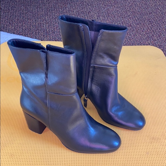 Seychelles Wild Ride boot never worn. - Picture 5 of 5